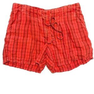 Tommy Bahama Beach girl retro style patterned Women’s shorts size 6 high waisted